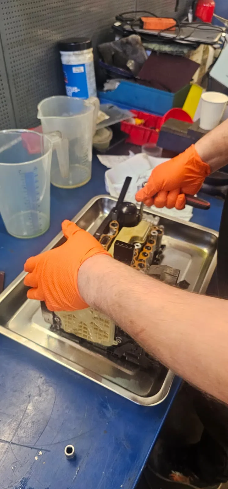 Замена масла и фильтров АКПП Audi A4 2016 - 1